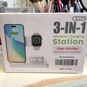 3-in-1 Wireless Charging Station - White